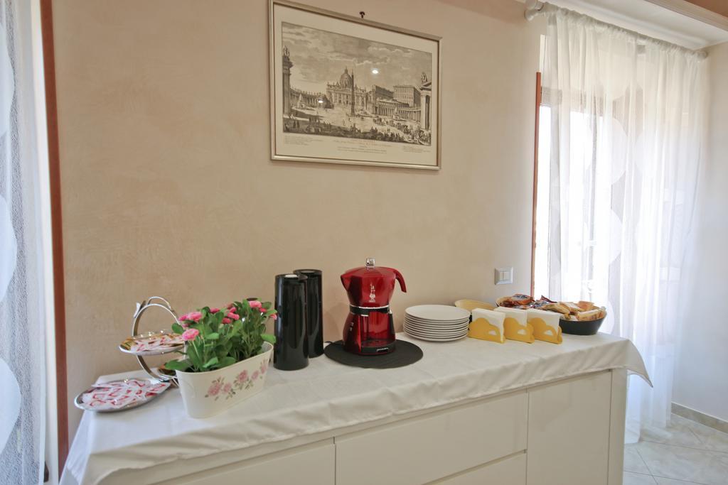 San Pietro'S Home - Guesthouse Рим Экстерьер фото