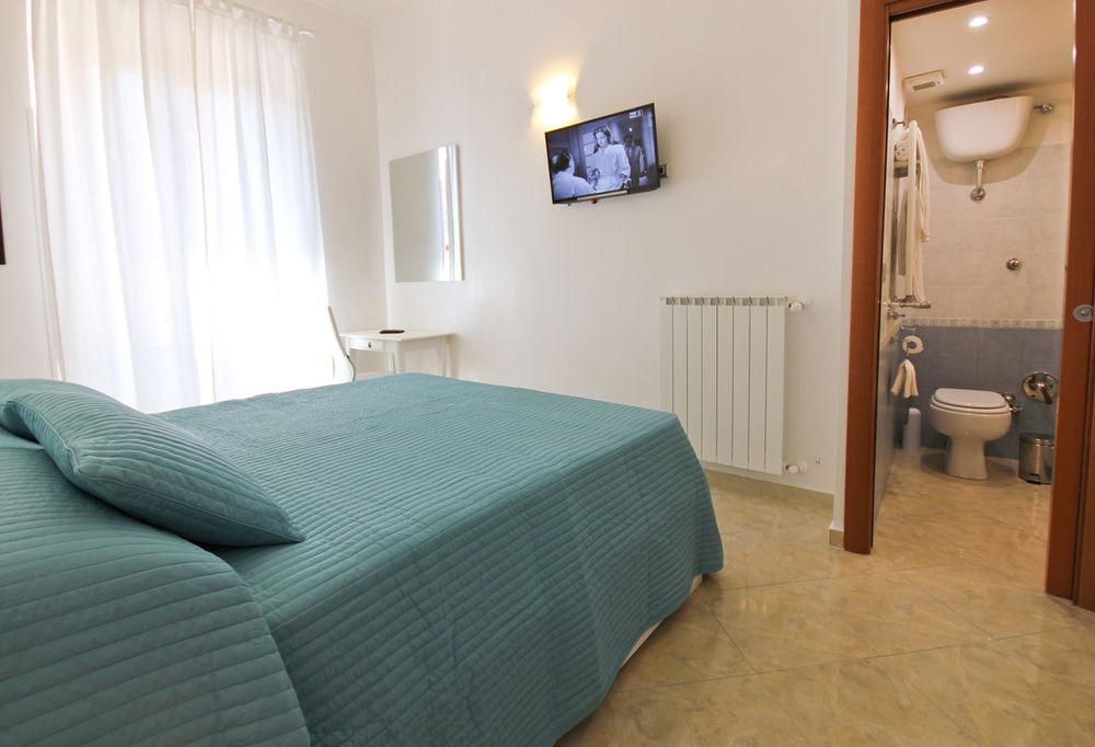 San Pietro'S Home - Guesthouse Рим Экстерьер фото